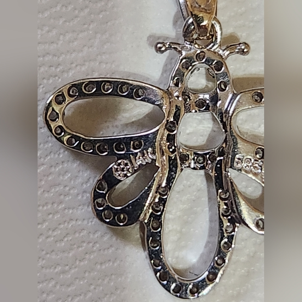 14K White Gold Natural Diamond Pave Bee Pendant Charm - Picture 5 of 11